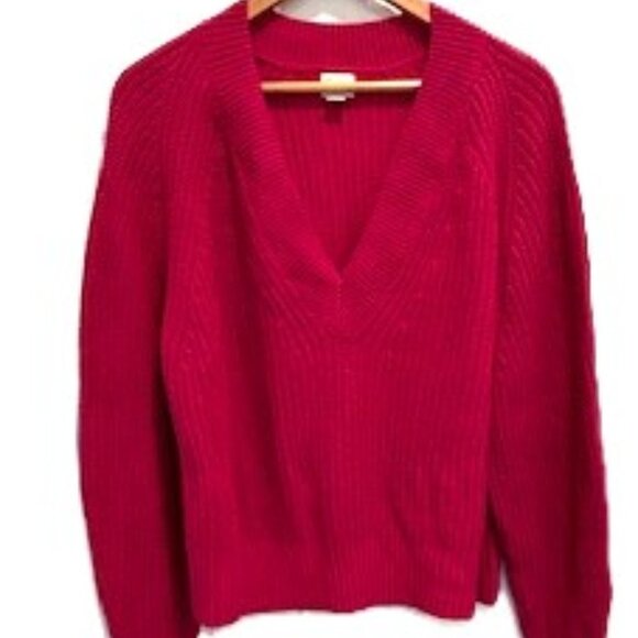 Hot Pink V-Neck Sweater, Size Small - Picture 5 of 8